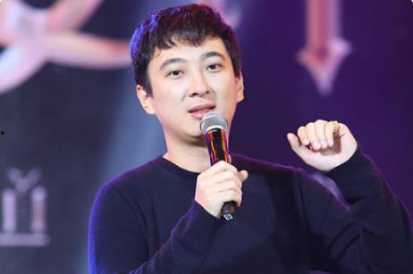 王思聪回归娱乐圈吃瓜